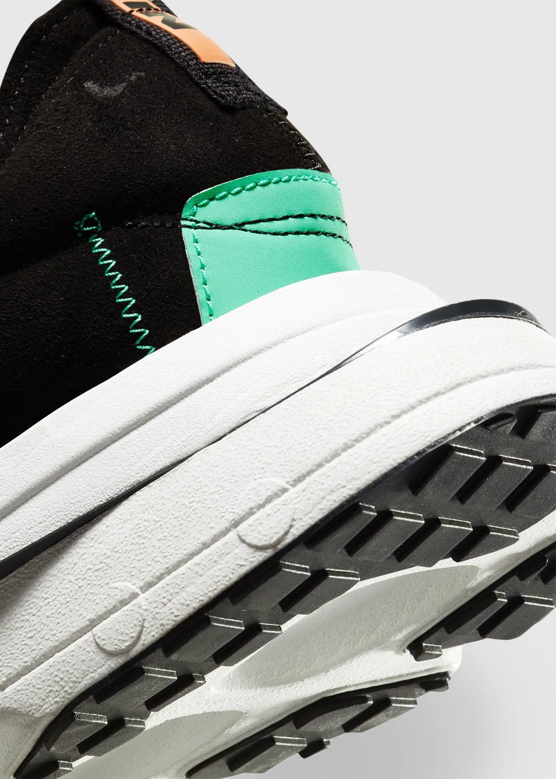 NIKE: AIR ZOOM-TYPE "BLACK MENTA" [BLACK]