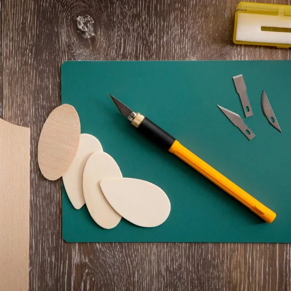 Olfa AK-4 Graphic Art Knife With Cushioned Grip