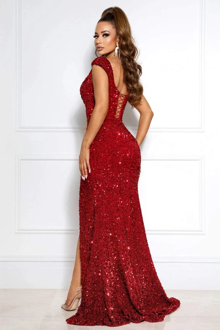 TERRIFIC RED EVENING DRESS